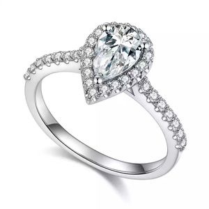 1.5ct Pear Cut Moissanite Diamond Wedding Engagement Ring